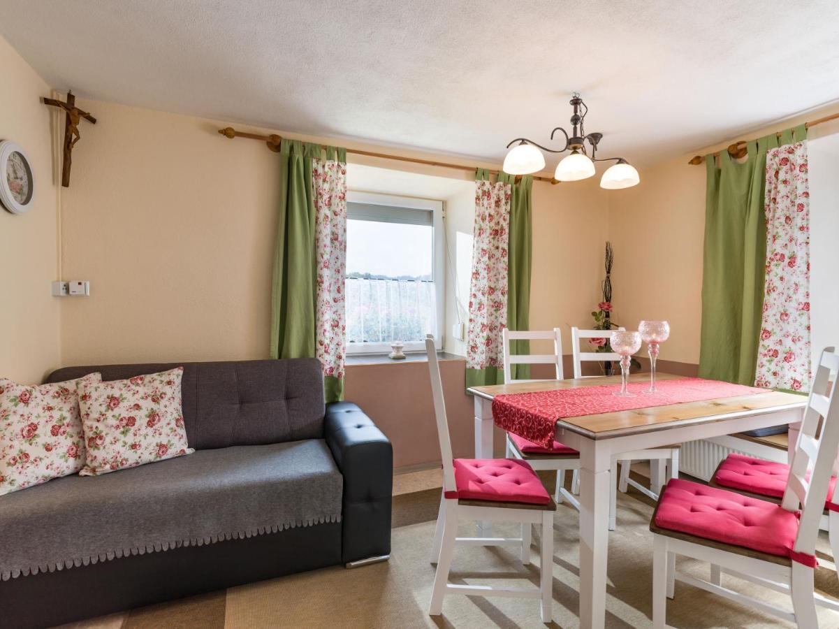 Ferienwohnung Neuheim ニーデラウ エクステリア 写真