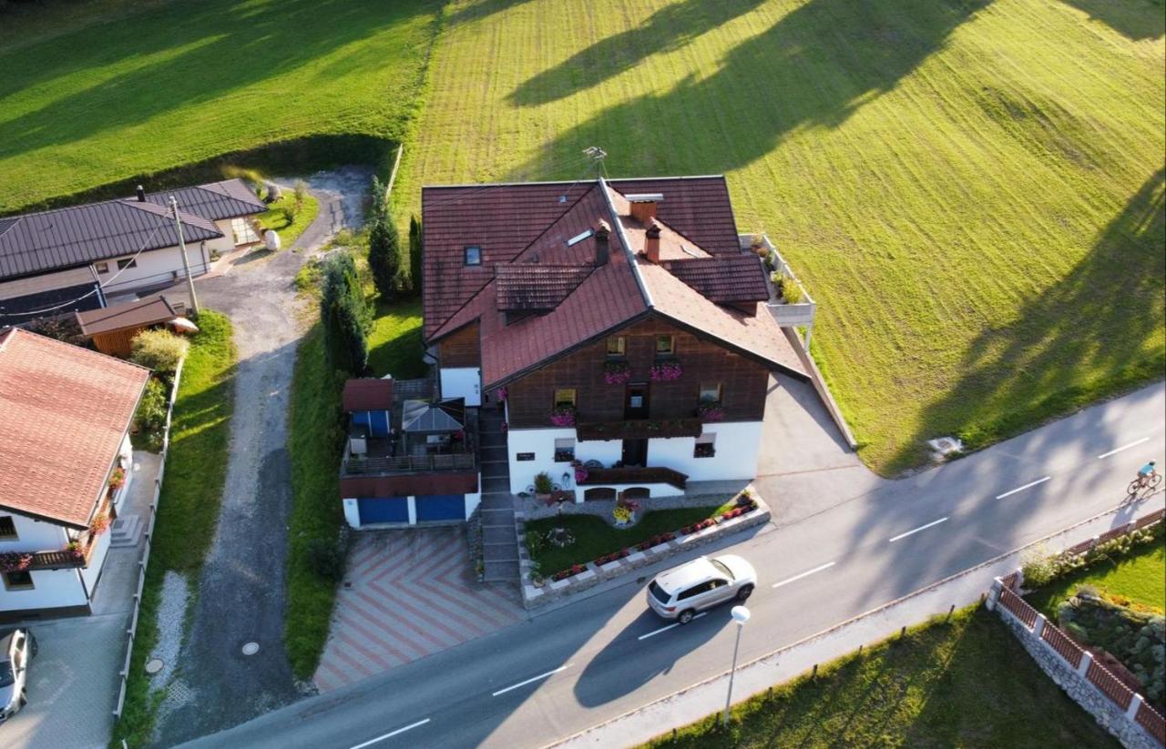 Ferienwohnung Neuheim ニーデラウ エクステリア 写真
