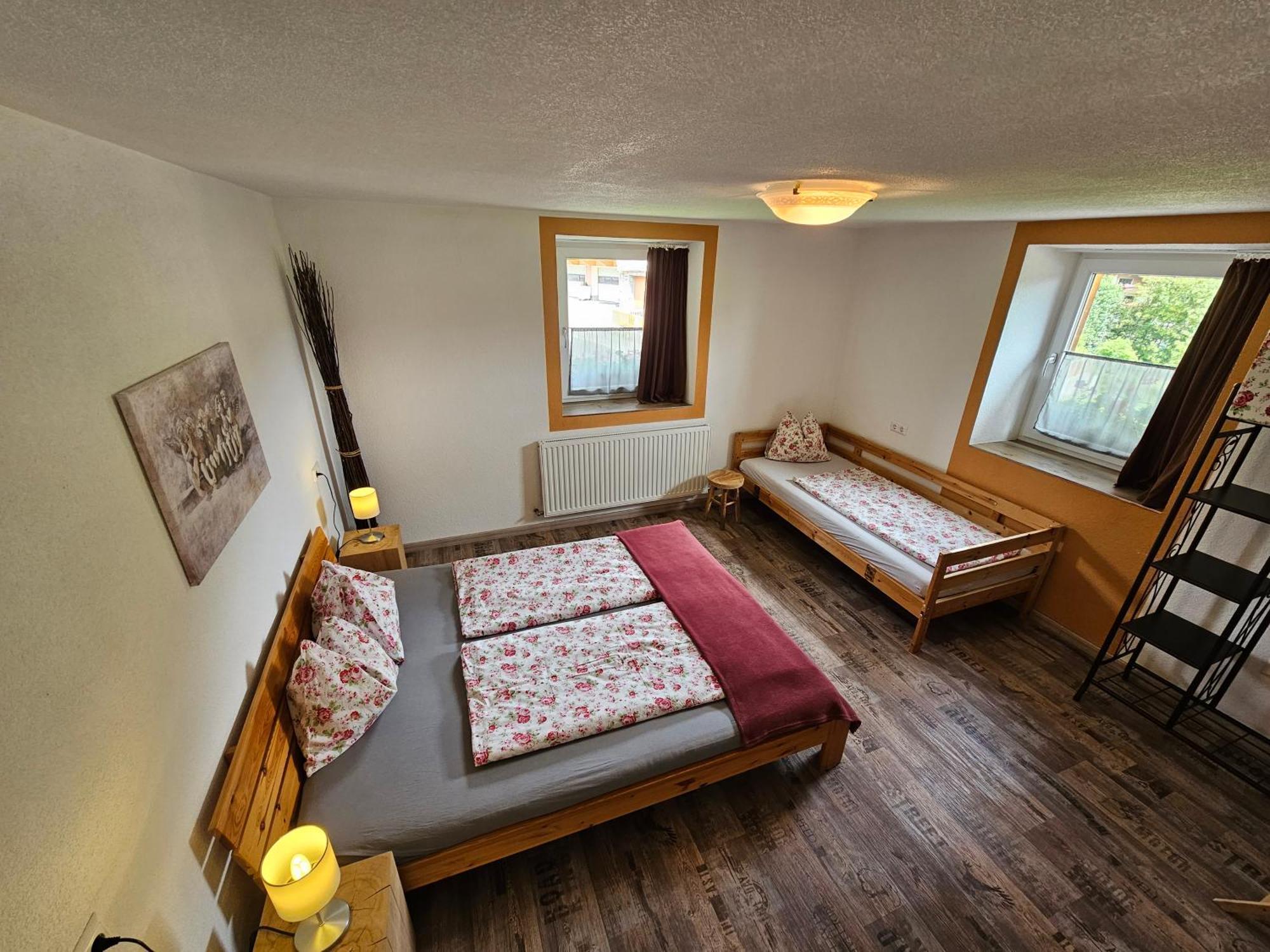 Ferienwohnung Neuheim ニーデラウ エクステリア 写真
