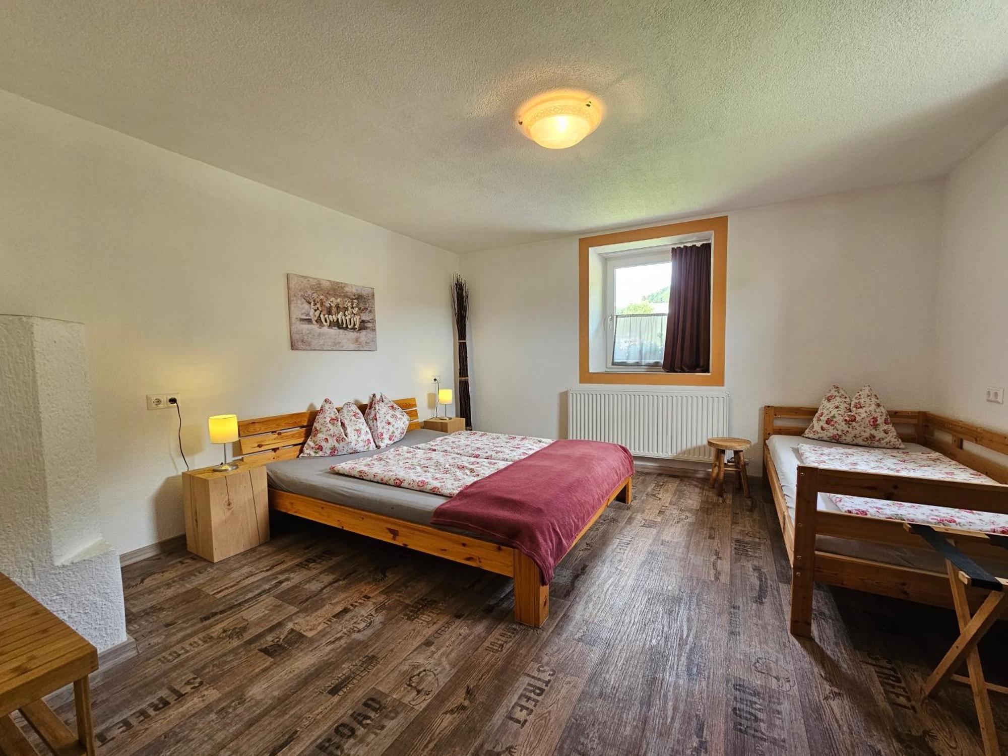 Ferienwohnung Neuheim ニーデラウ エクステリア 写真